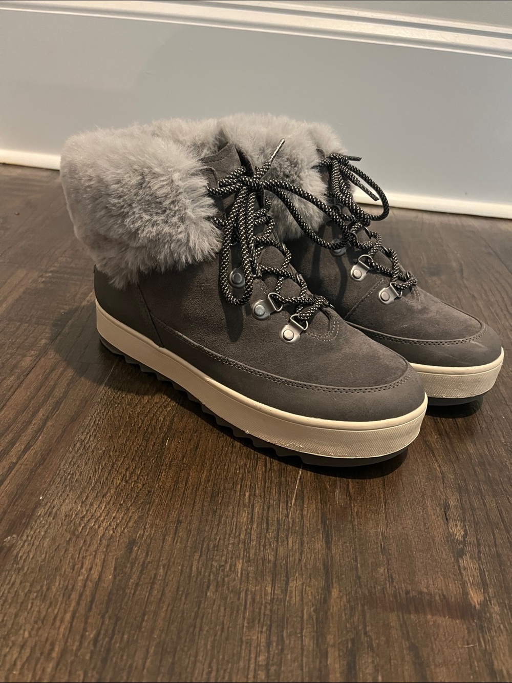 UGG Gray Suede Faux Fur Trim Lace-Up Winter Boots